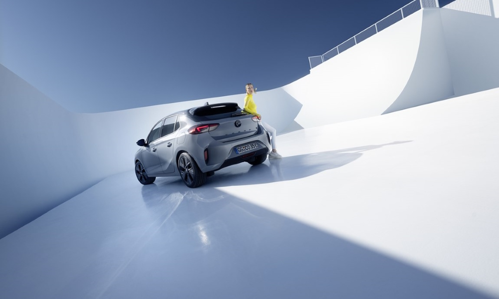 Opel Corsa 2023 ¾ trasera - Fuente: revista Motor Mundial