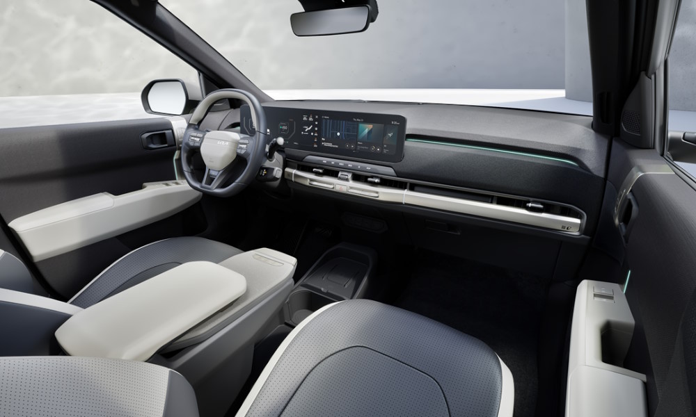 Kia EV3 interior delantera - Fuente: revista Motor Mundial