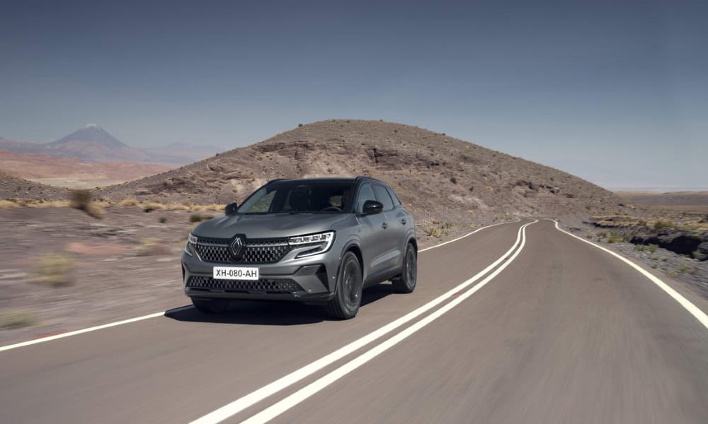Renault Austral delantera ¾ dinámica - Fuente: revista Motor Mundial