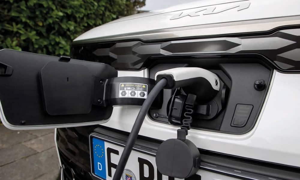 Kia Niro recarga eléctrica - Fuente: revista Motor Mundial