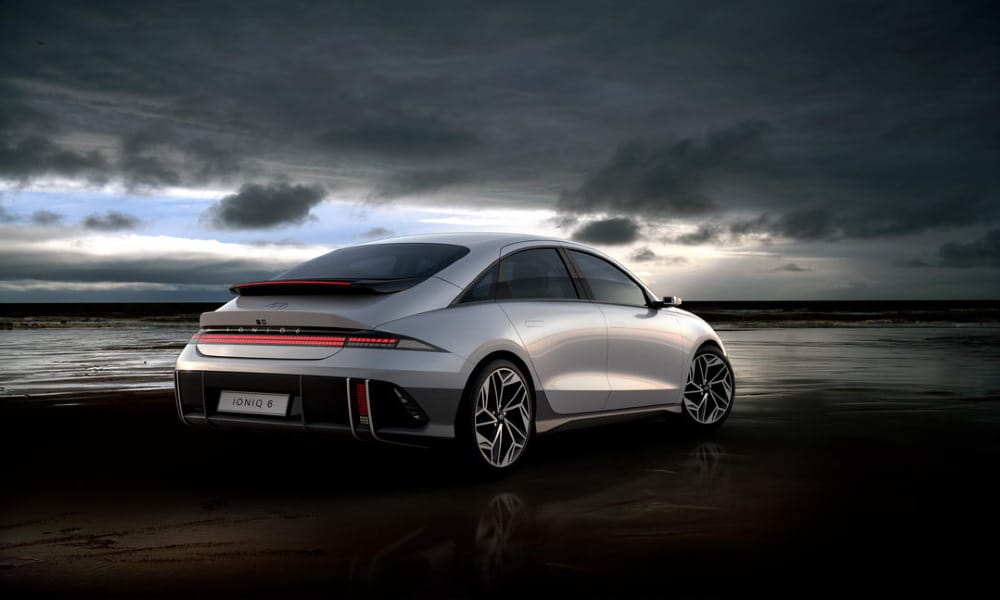 Hyundai Ioniq 6 2023 ¾ trasera - Fuente: revista Motor Mundial