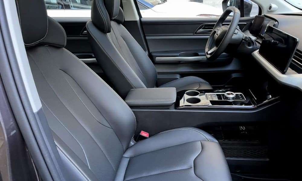 Aiways U5 interior - Fuente: revista Motor Mundial