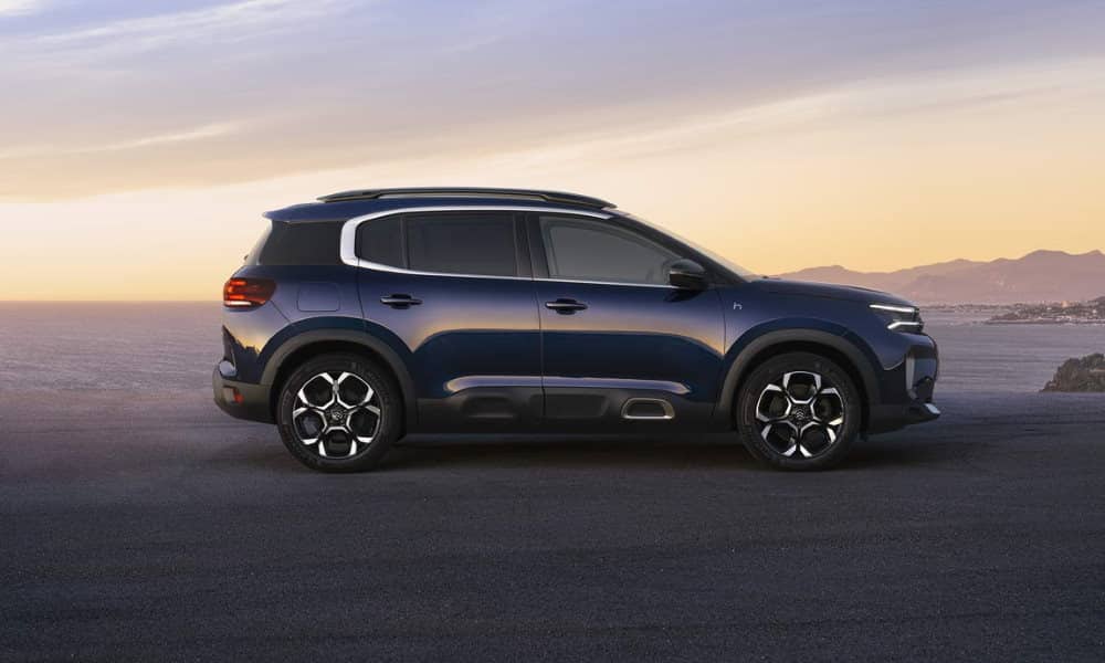 Citroën C5 Aircross Plug-In Hybrid lateral - Fuente: revista Motor Mundial