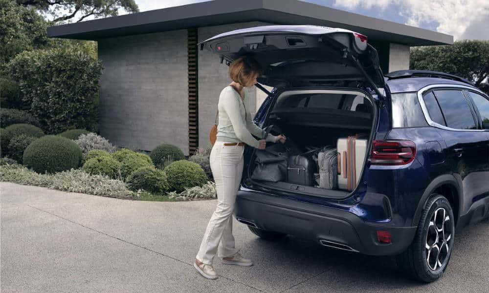 Citroën C5 Aircross Plug-In Hybrid maletero - Fuente: revista Motor Mundial