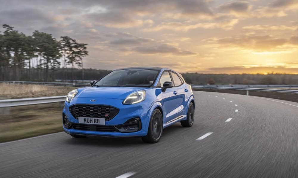 Ford Puma ST Mild Hybrid 2023 ¾ delantera - Fuente: revista Motor Mundial