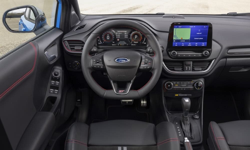 Ford Puma ST Mild Hybrid 2023 salpicadero - Fuente: revista Motor Mundial