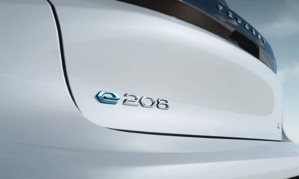 Peugeot e-208 - Fuente: revista Motor Mundial