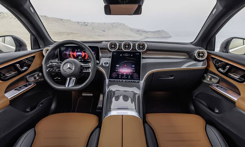 Mercedes-Benz GLC Coupé 2023 salpicadero - Fuente: revista Motor Mundial