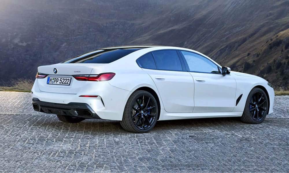 BMW Serie 5 2024 ¾ trasera - Fuente: revista Motor Mundial
