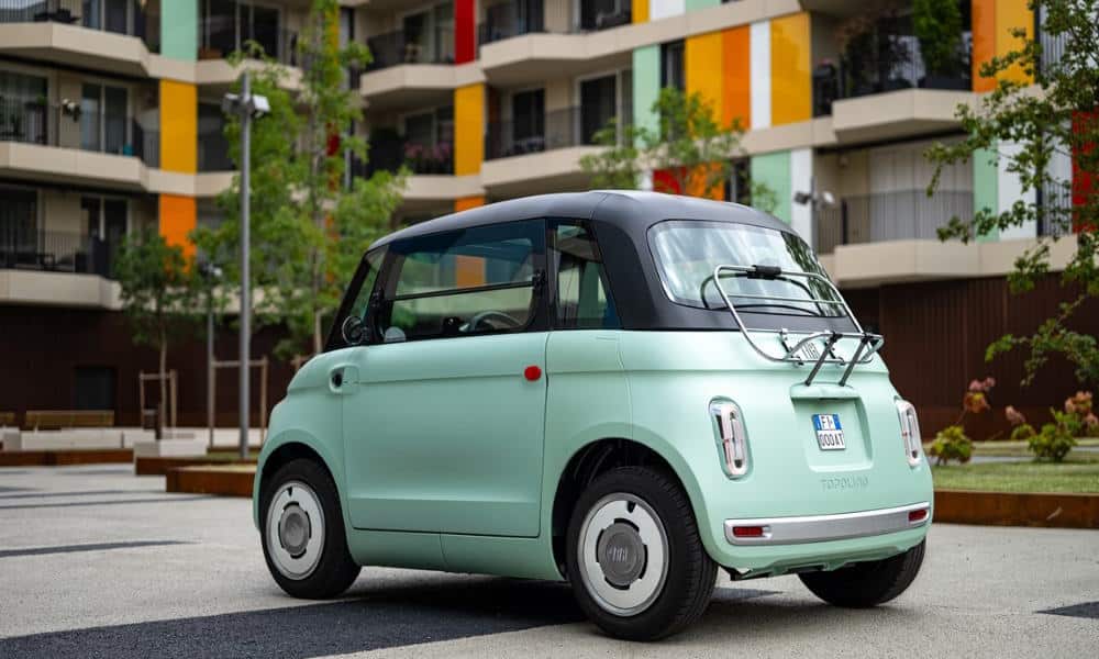 Fiat Topolino 2024 ¾ delantera - Fuente: revista Motor Mundial