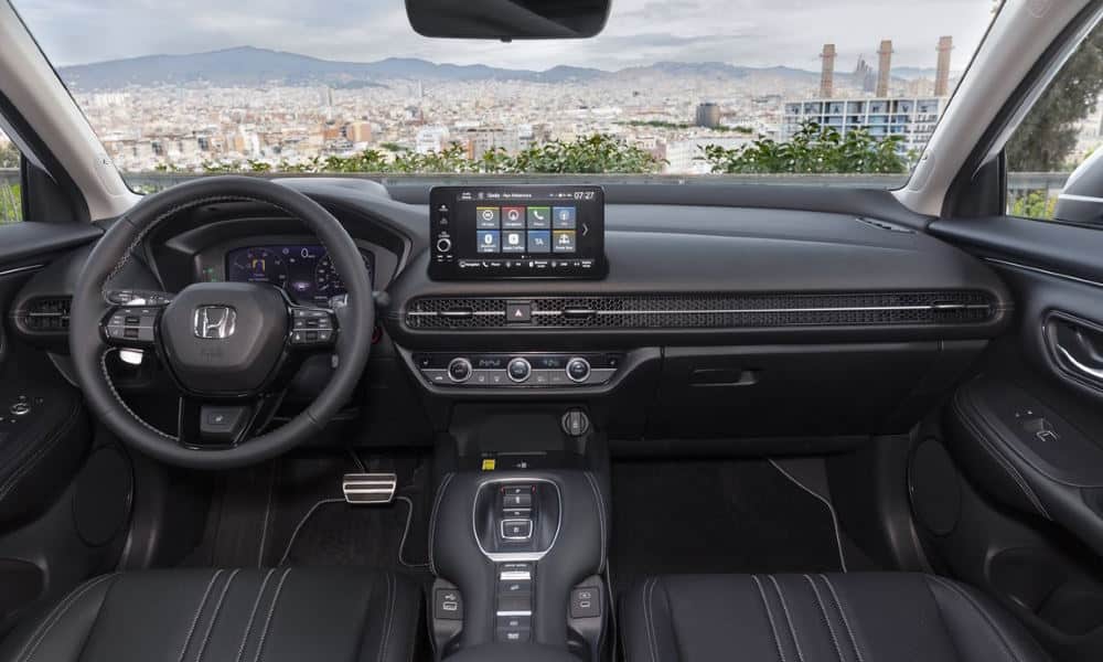 Honda ZR-V 2023 salpicadero - Fuente: revista Motor Mundial