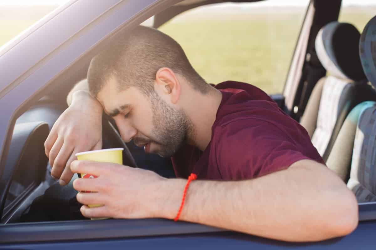 conducir con calor sueño