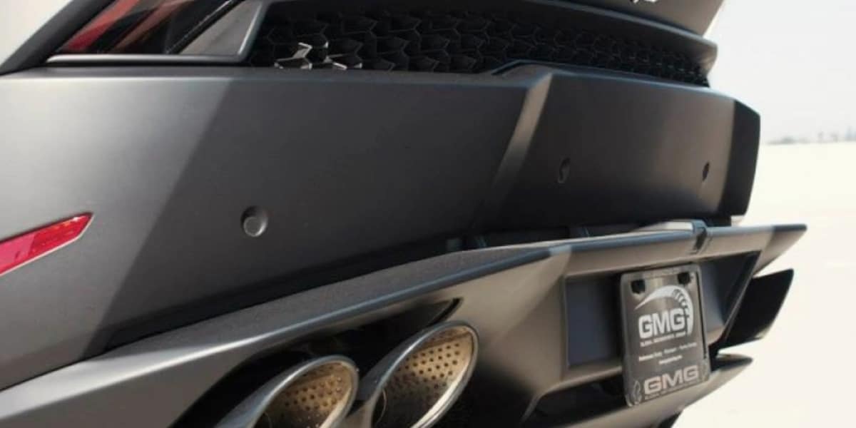 coche con escape libre 4