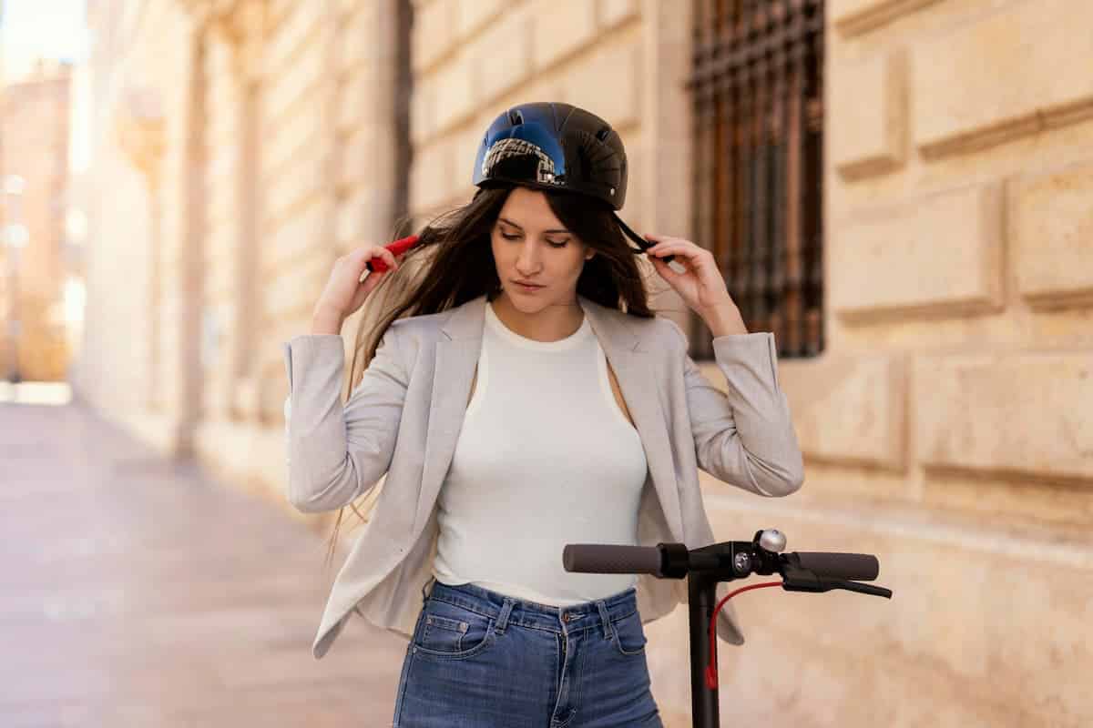 multa no llevar casco en patinete