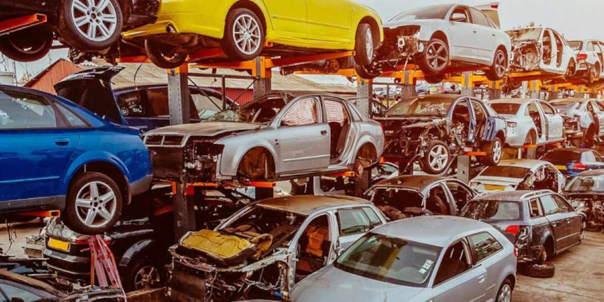 llevar coche al desguace